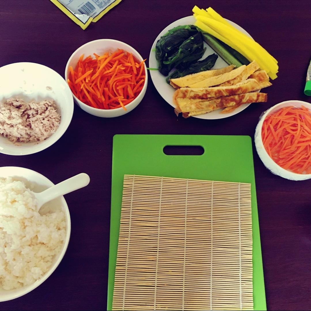 3种家常紫菜包饭（牛肉，金枪鱼，蛋卷）