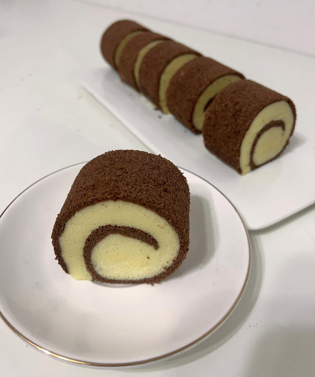 双色可可蛋糕卷