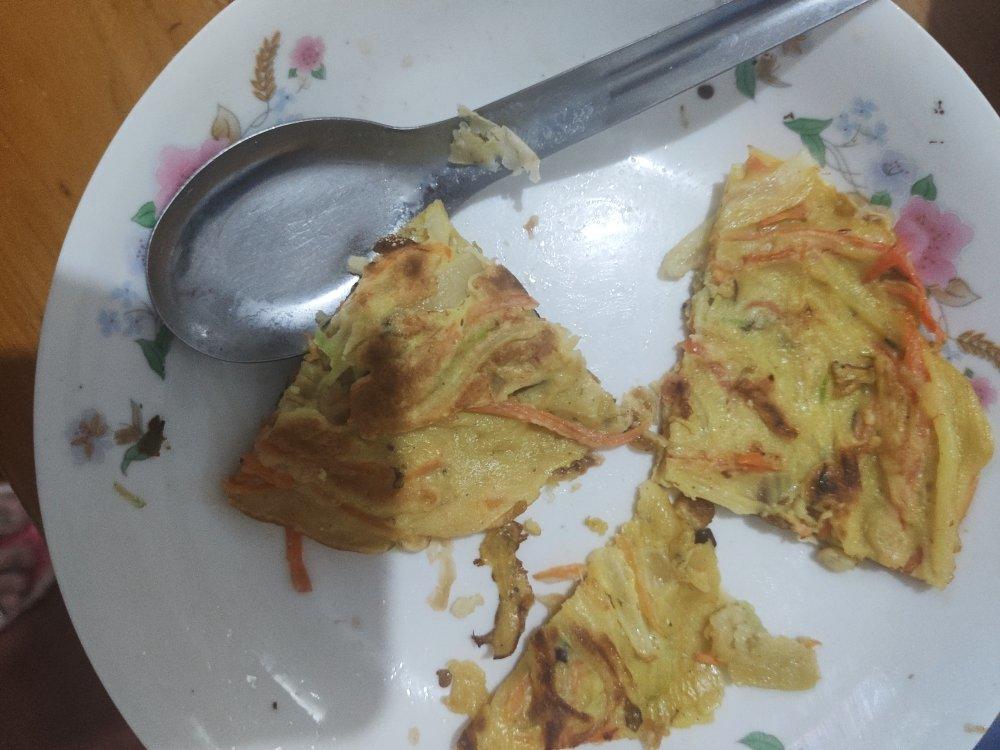 土豆丝糊塌饼蔬菜丝鸡蛋煎饼