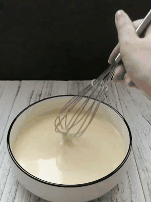 原味千层蛋糕微波版的做法 步骤4