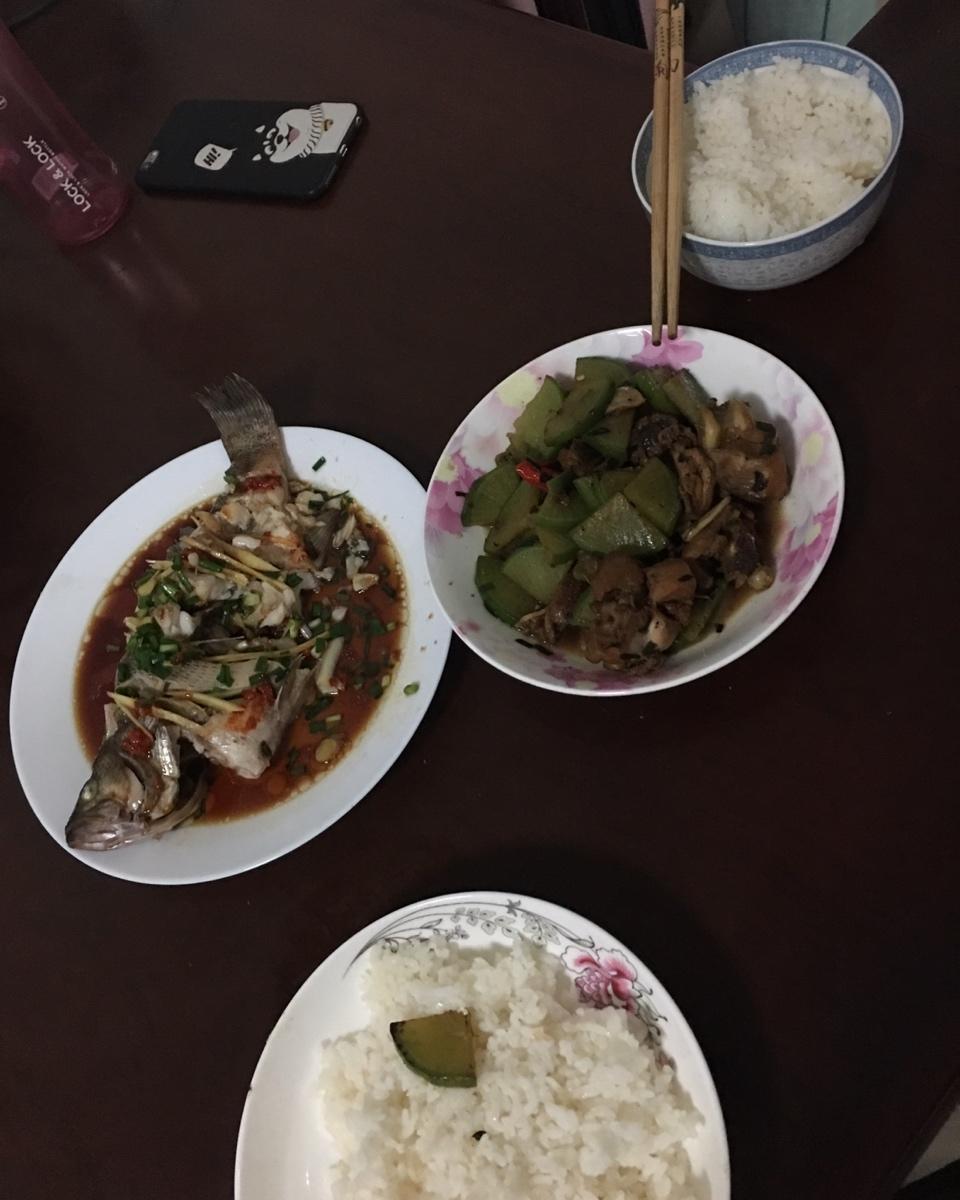 清蒸鲈鱼