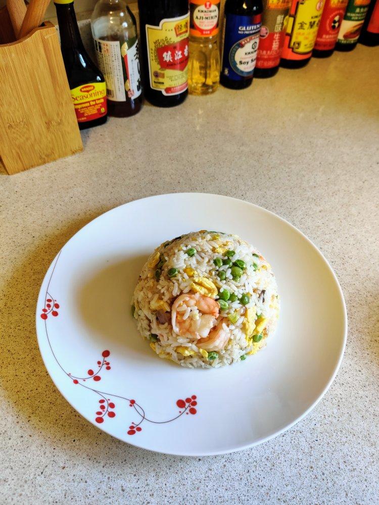 虾仁炒饭