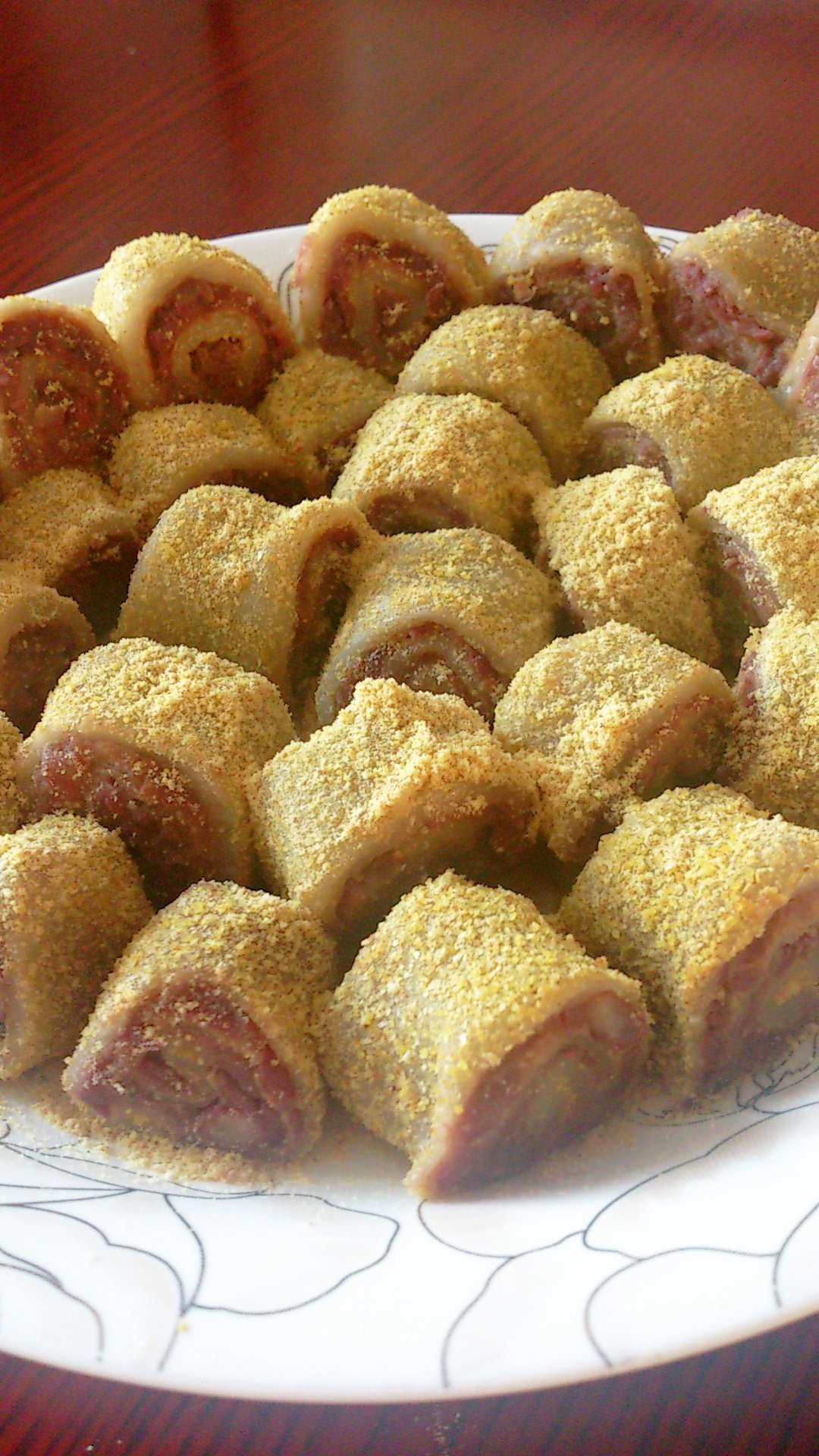 可丽是个疯小姐做的驴打滚