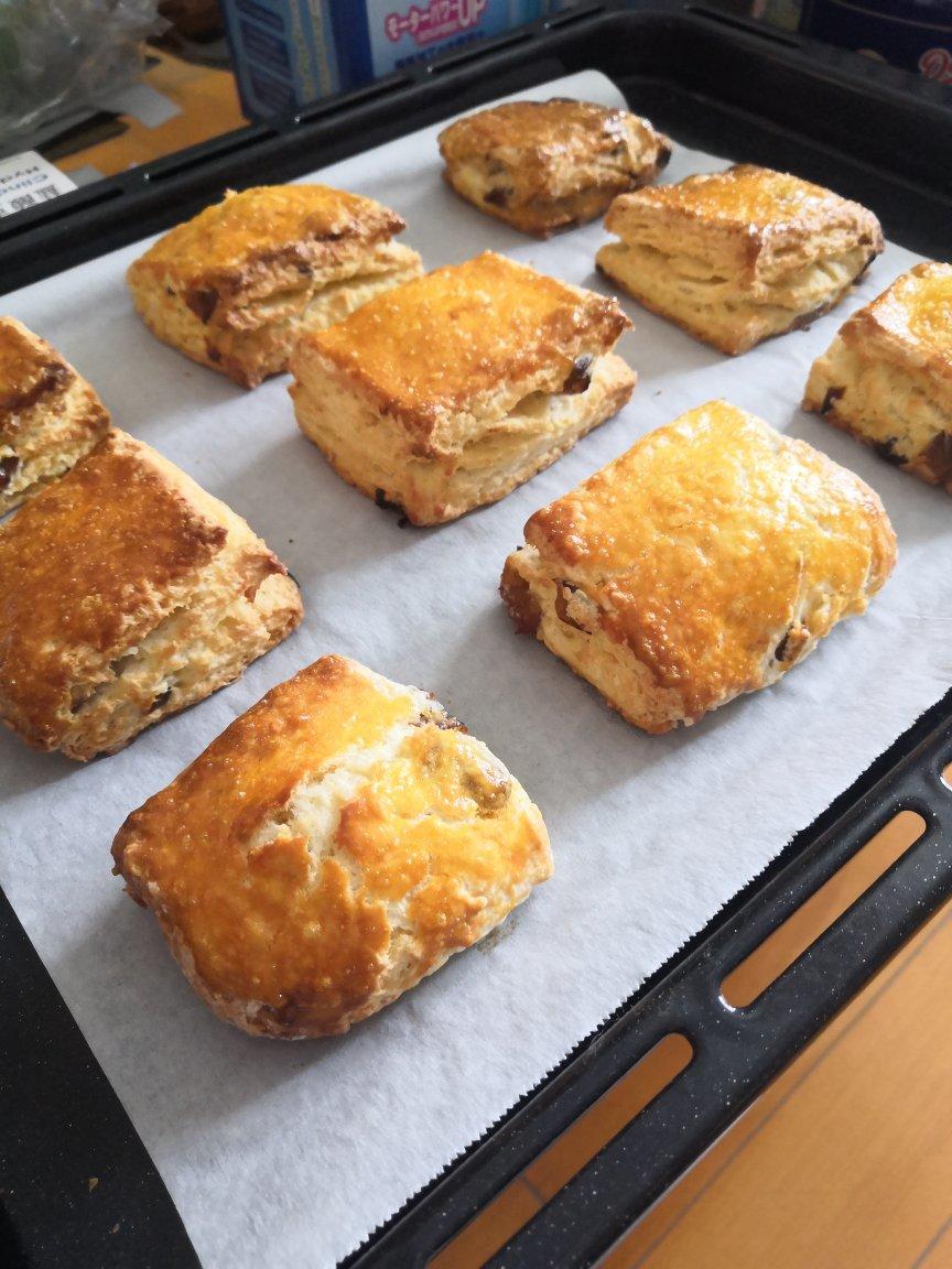 完美裂纹～百分百成功的超好吃奶香司康（禁止搬运）