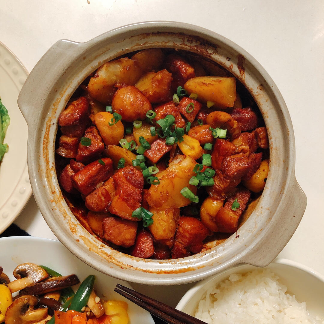 红烧肉炖土豆（丝毫不腻）