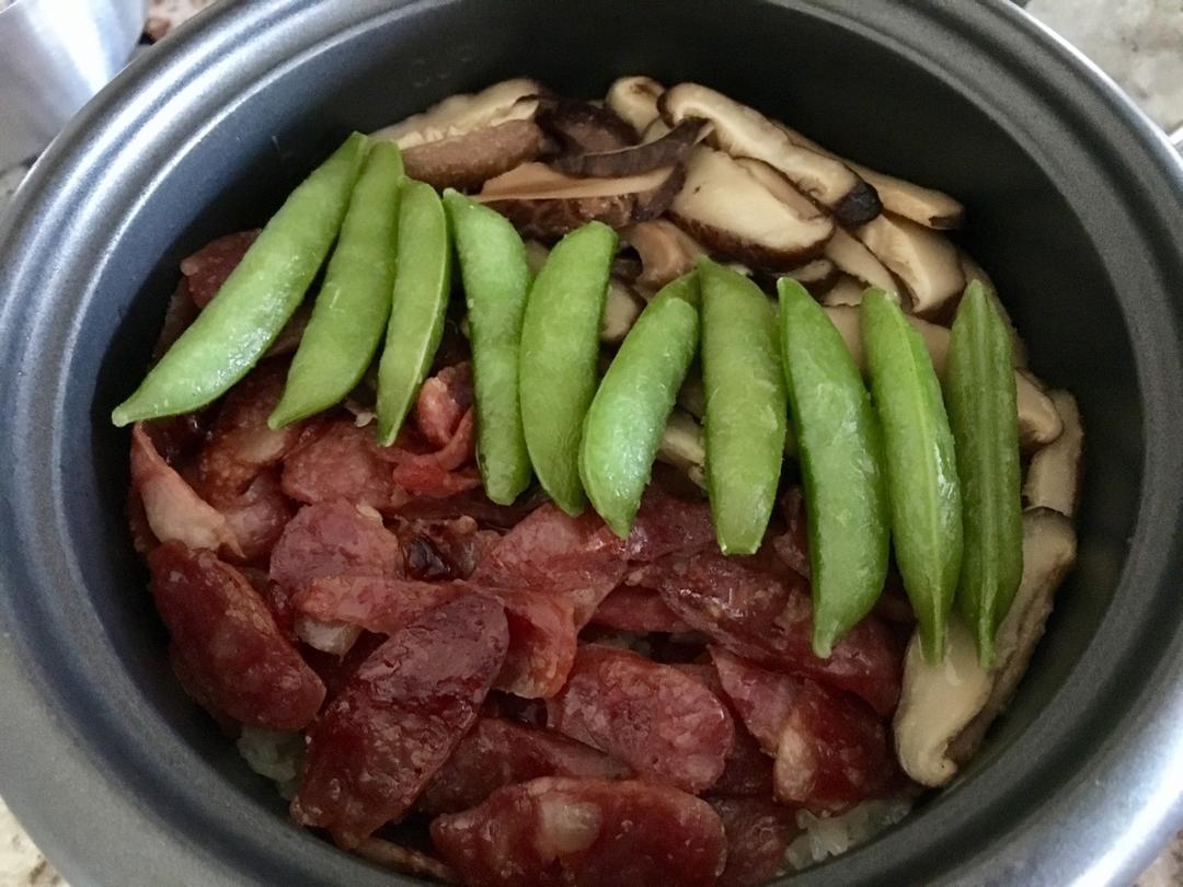 电饭锅版香菇腊肠饭