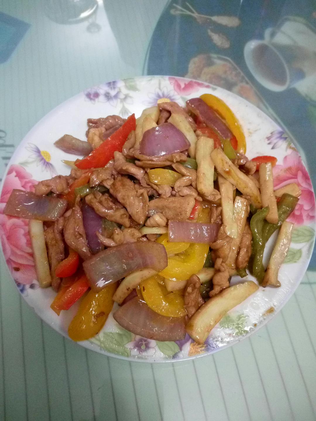 彩椒炒里脊丝