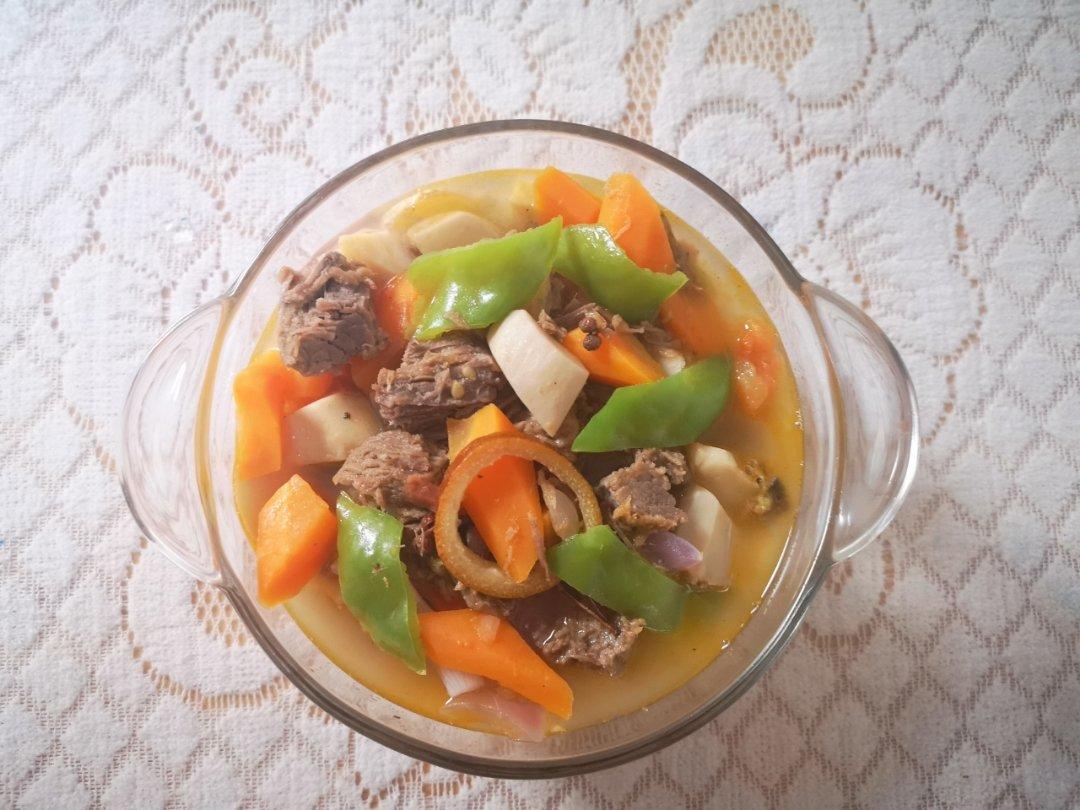 番茄蘑菇炖牛肉