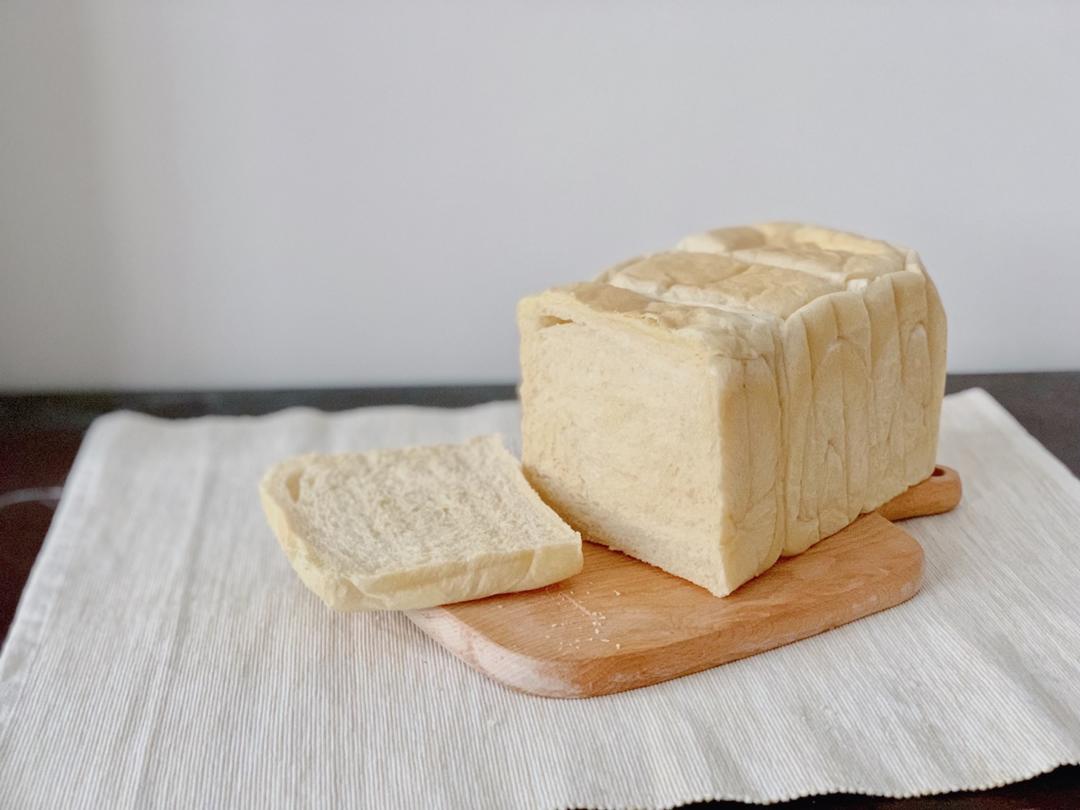 早餐白吐司          （庞多米 Pain de mie）