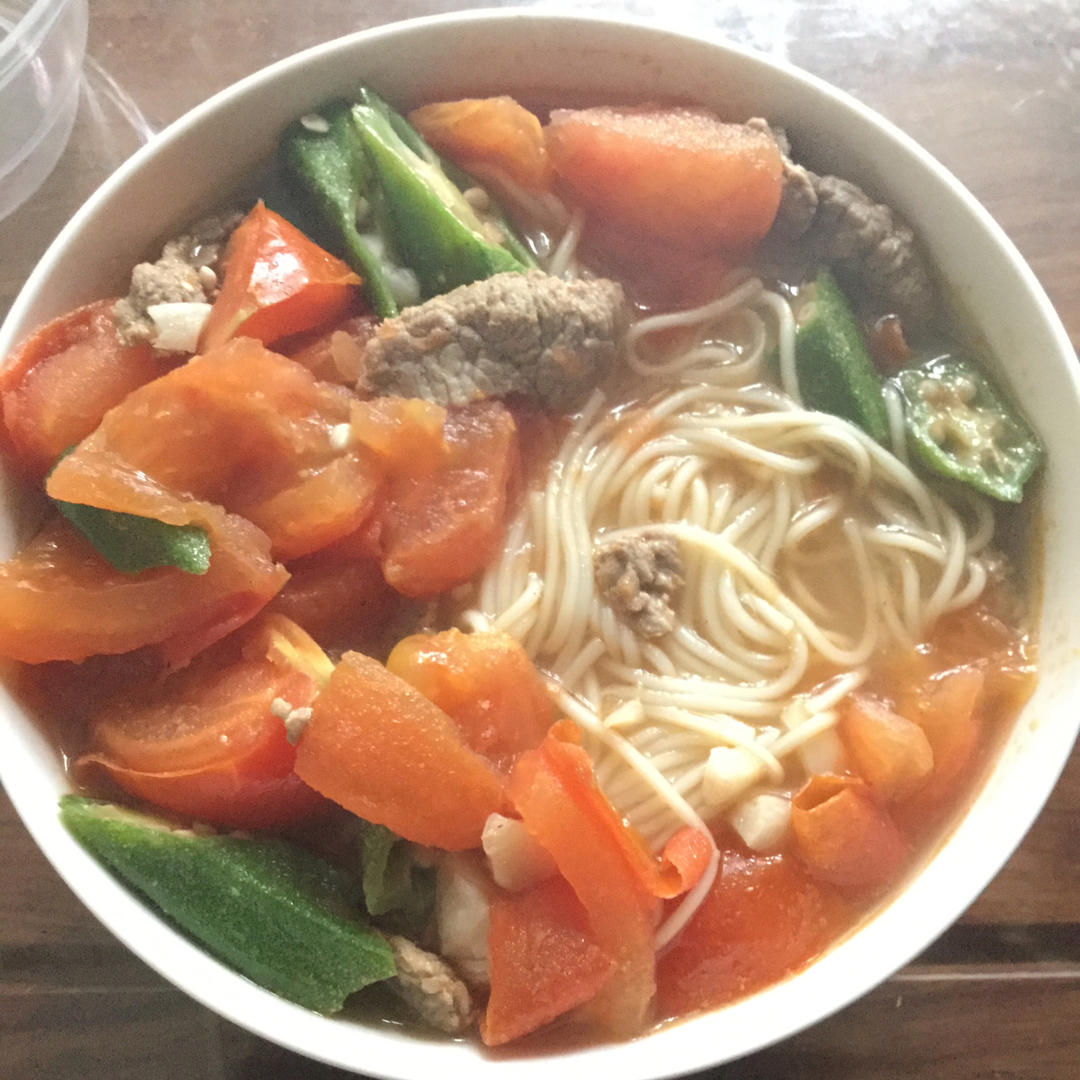 番茄肥牛面