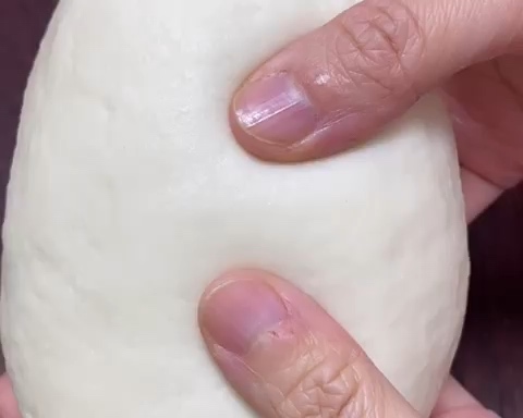 快速面食 烫面糖饼 附细节视频详解的做法 步骤1