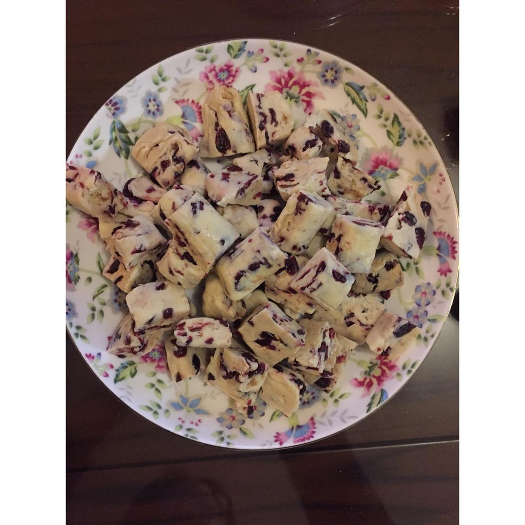 蔓越莓牛轧糖（棉花糖版）