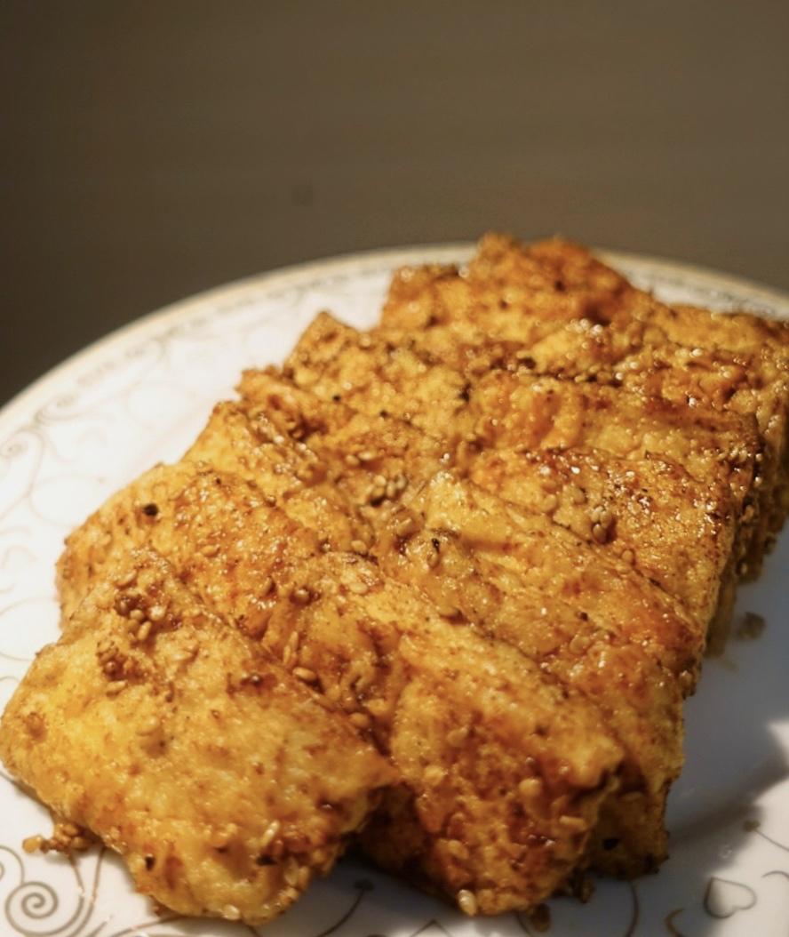 完胜路边摊：香煎孜然豆腐