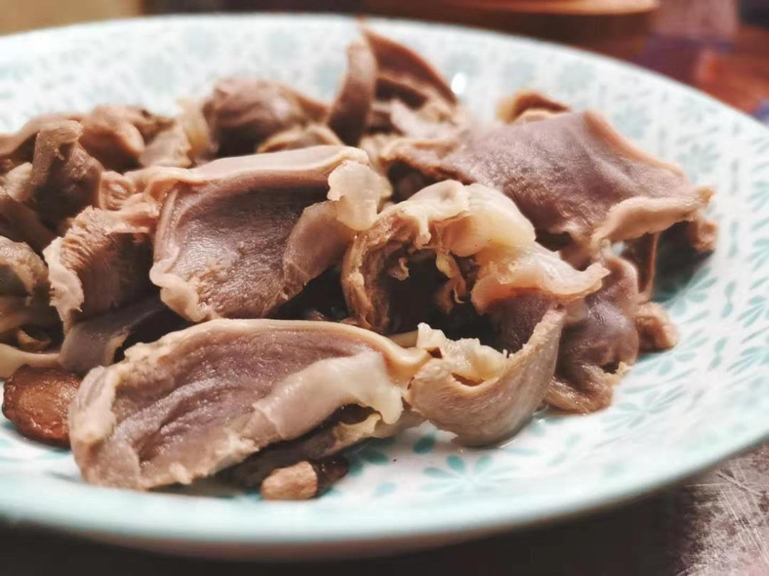 小美锅家宴之冷菜（2）：盐水鸭肫