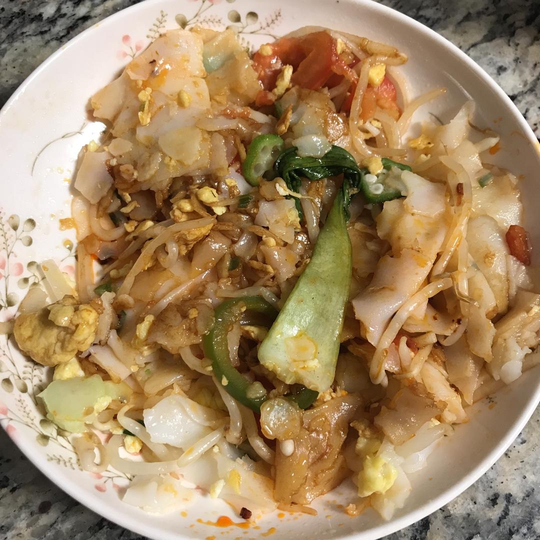 蛋炒河粉 干炒河粉