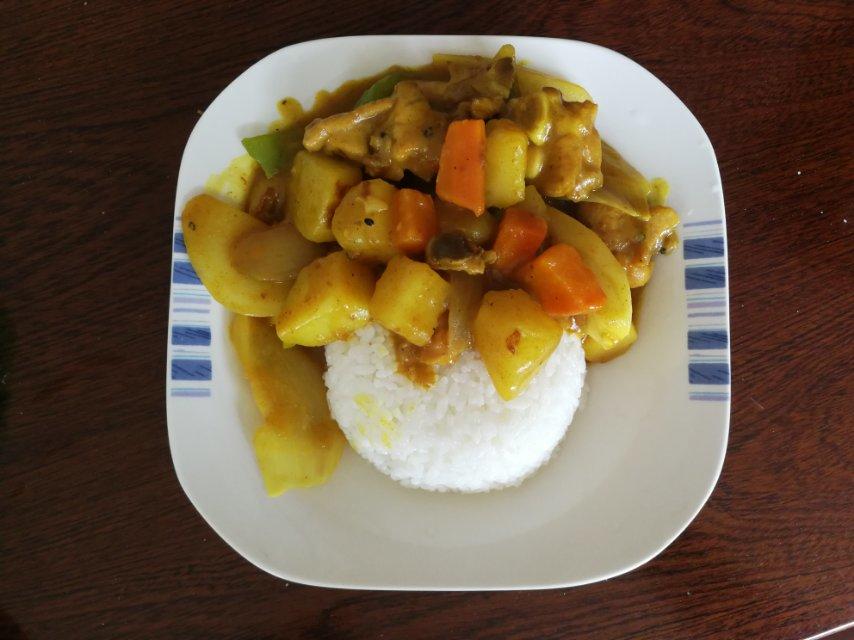 咖喱鸡块