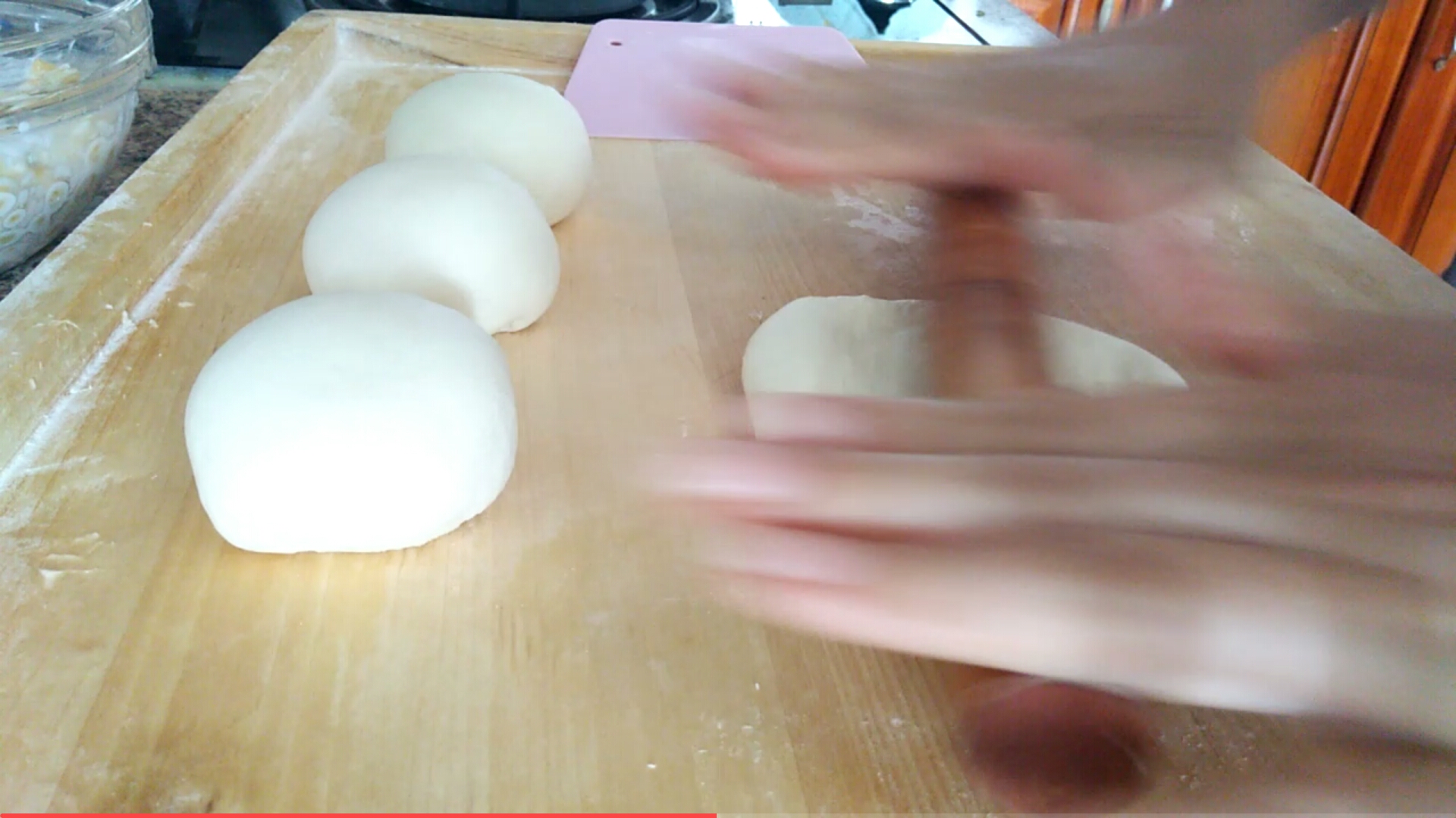 大润发同款玉米粒沙拉小面包（一次发酵，附手揉快速出膜方法）的做法 步骤19