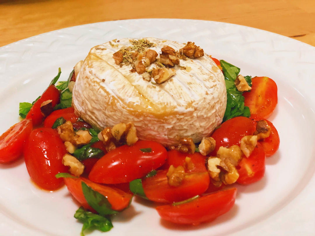 坚果烤brie布里奶酪（芝士）低碳生酮