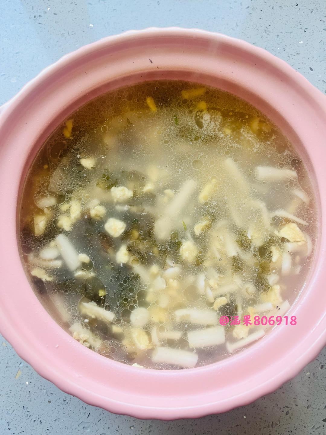 减脂海鲜菇豆腐汤的做法