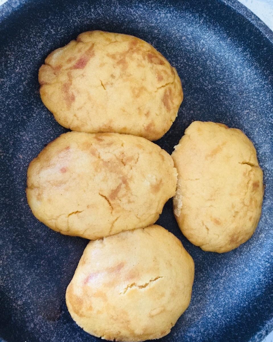 玉米面贴饼