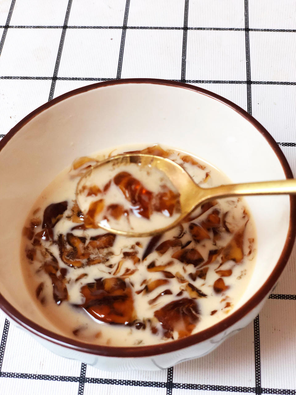 《Tinrry+》夏日清热罗汉果菊花雪梨冻