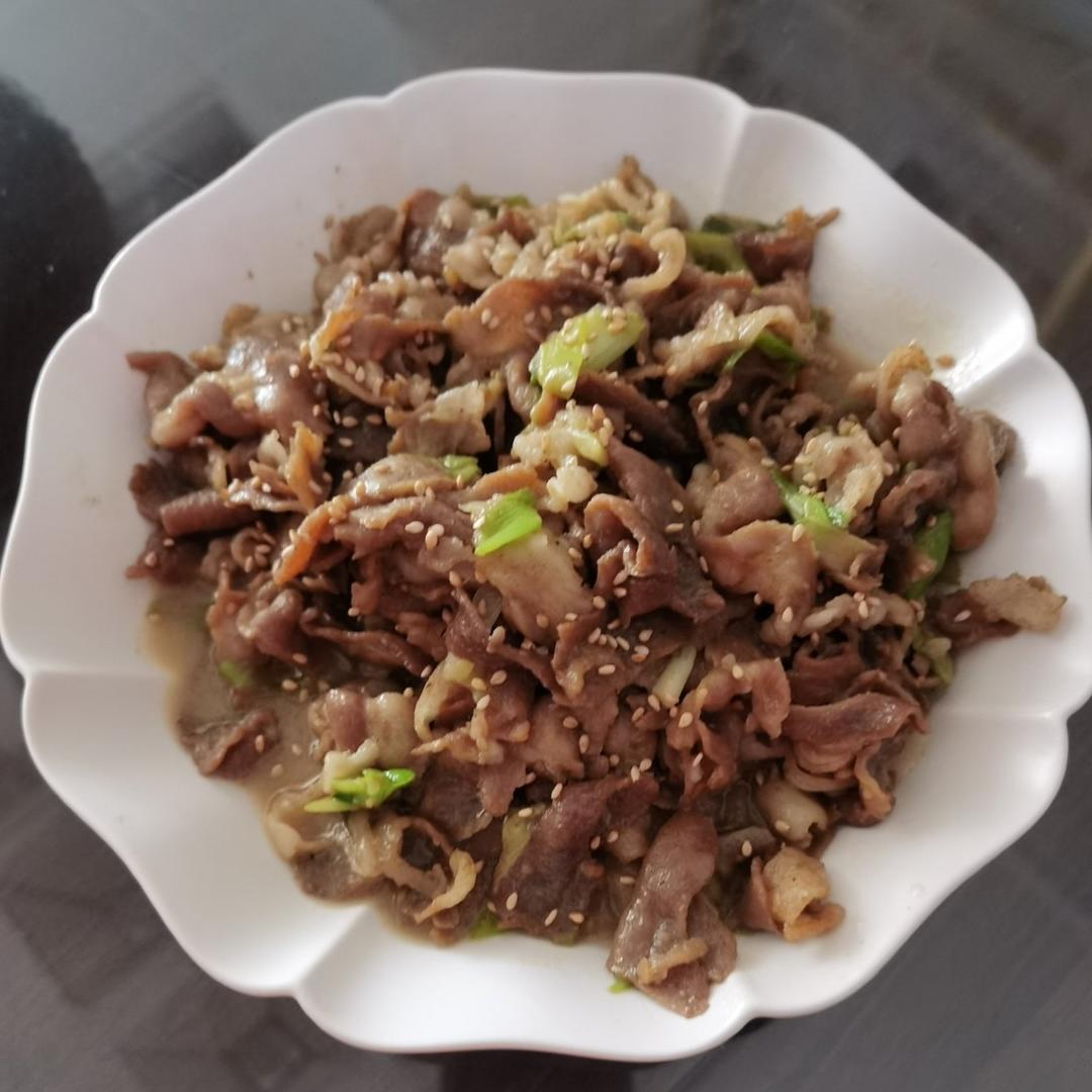 炒了20多年的葱爆羊肉