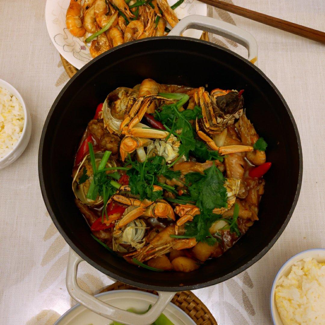 胖哥俩肉蟹煲之深海明虾煲