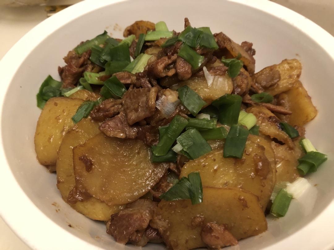 土豆青椒炒肉片