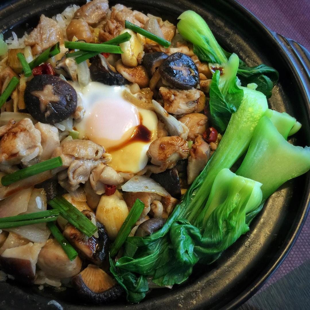 煲仔饭，从零到一教你做（内附香菇滑鸡和牛肉煲仔饭做法）