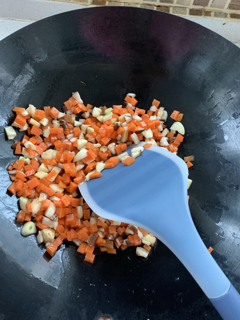 懒人煲仔饭（电饭锅）