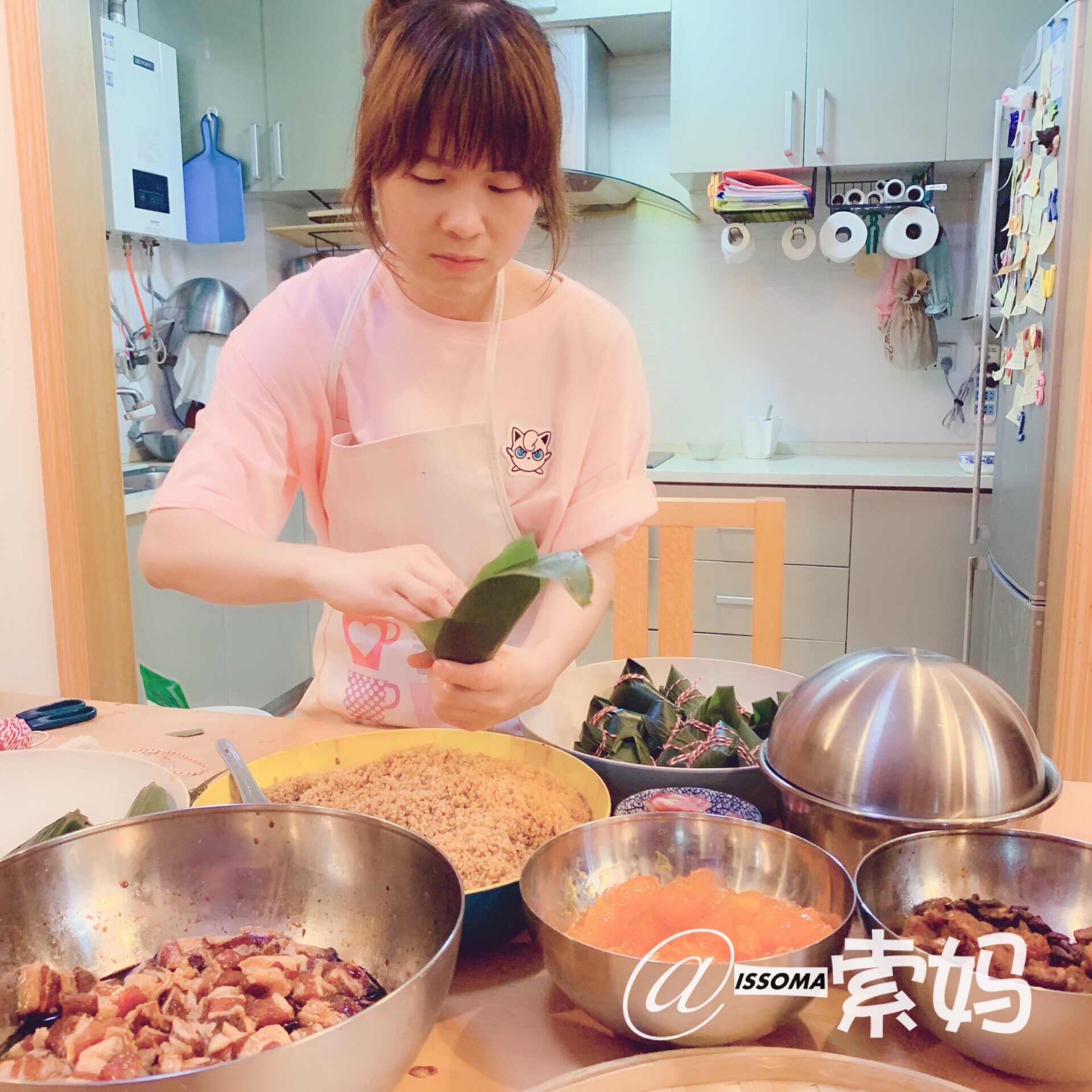五香腊味鲜肉咸蛋黄粽子（端午节）的做法 步骤12