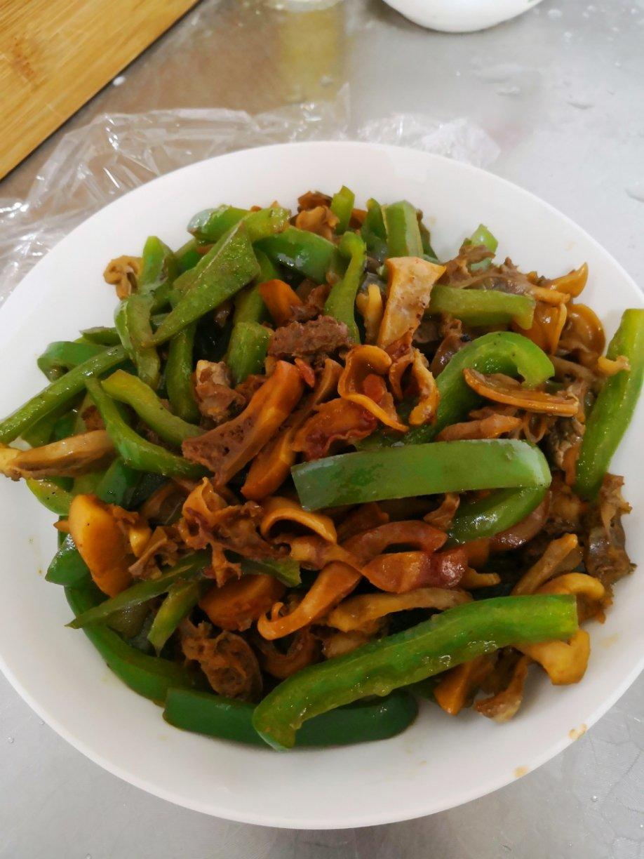 爆炒蚌肉