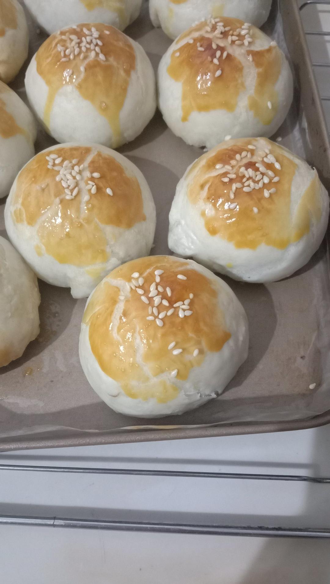 一口酥掉渣的植物油版豆沙蛋黄酥（详细版新手小白必入）