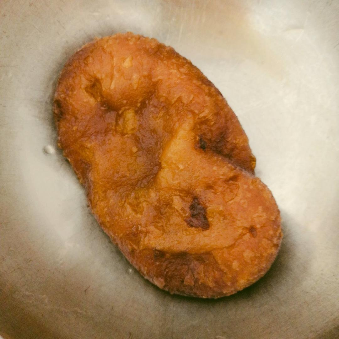 炸枣（金灿灿的红薯糯米团子）