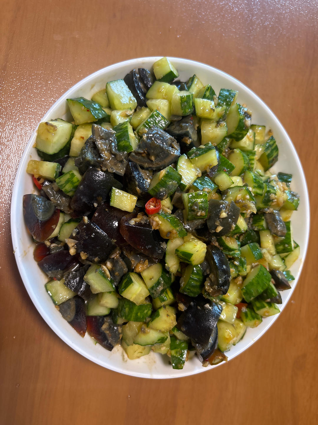 夏日开胃小凉菜“皮蛋拌黄瓜🥒”开胃减脂