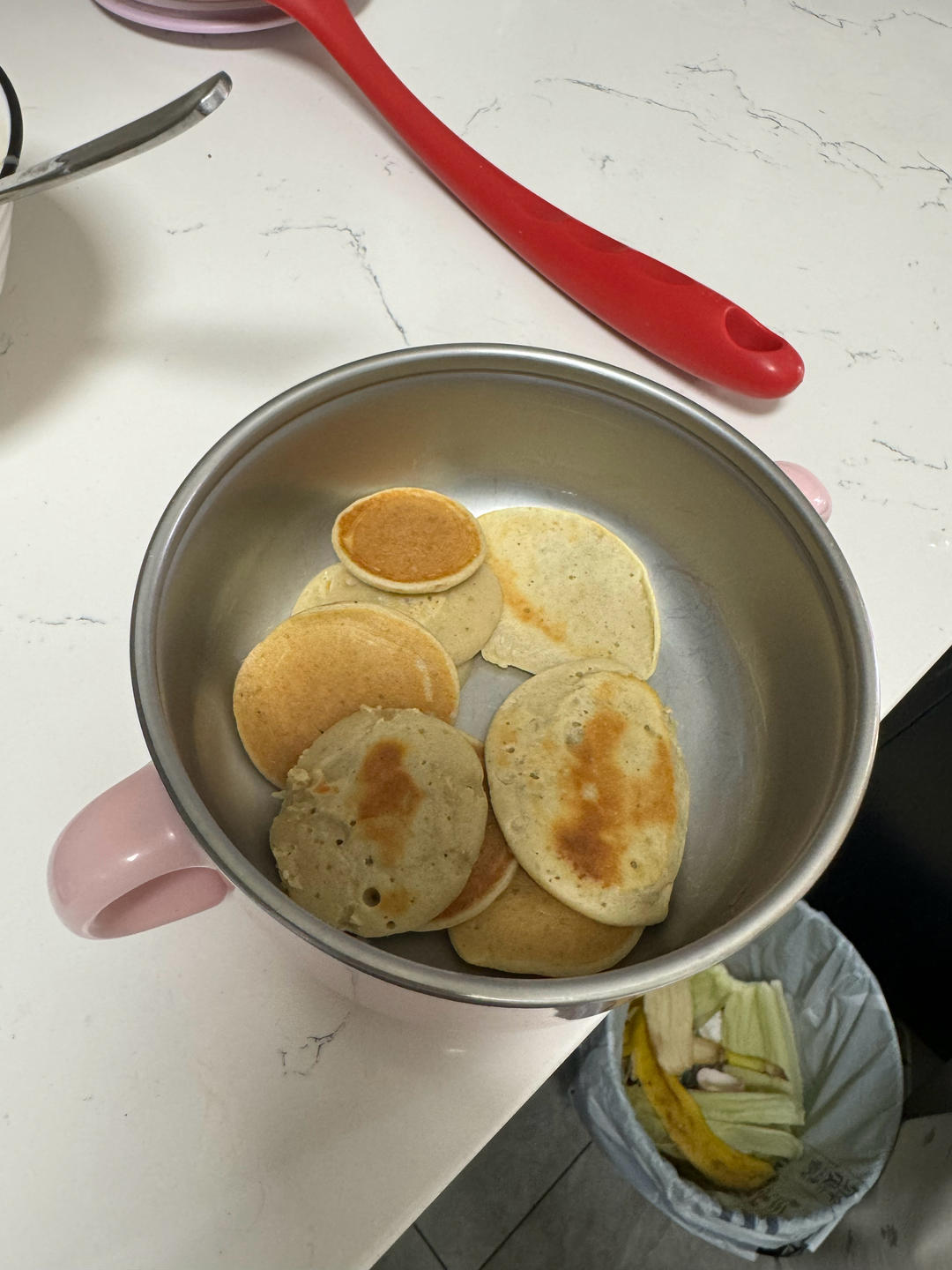 香蕉松饼（无油无糖快手早餐）