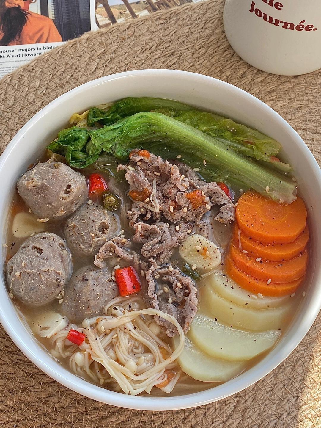 水煮菜好吃的秘诀｜何洁烫菜真的牛🐮