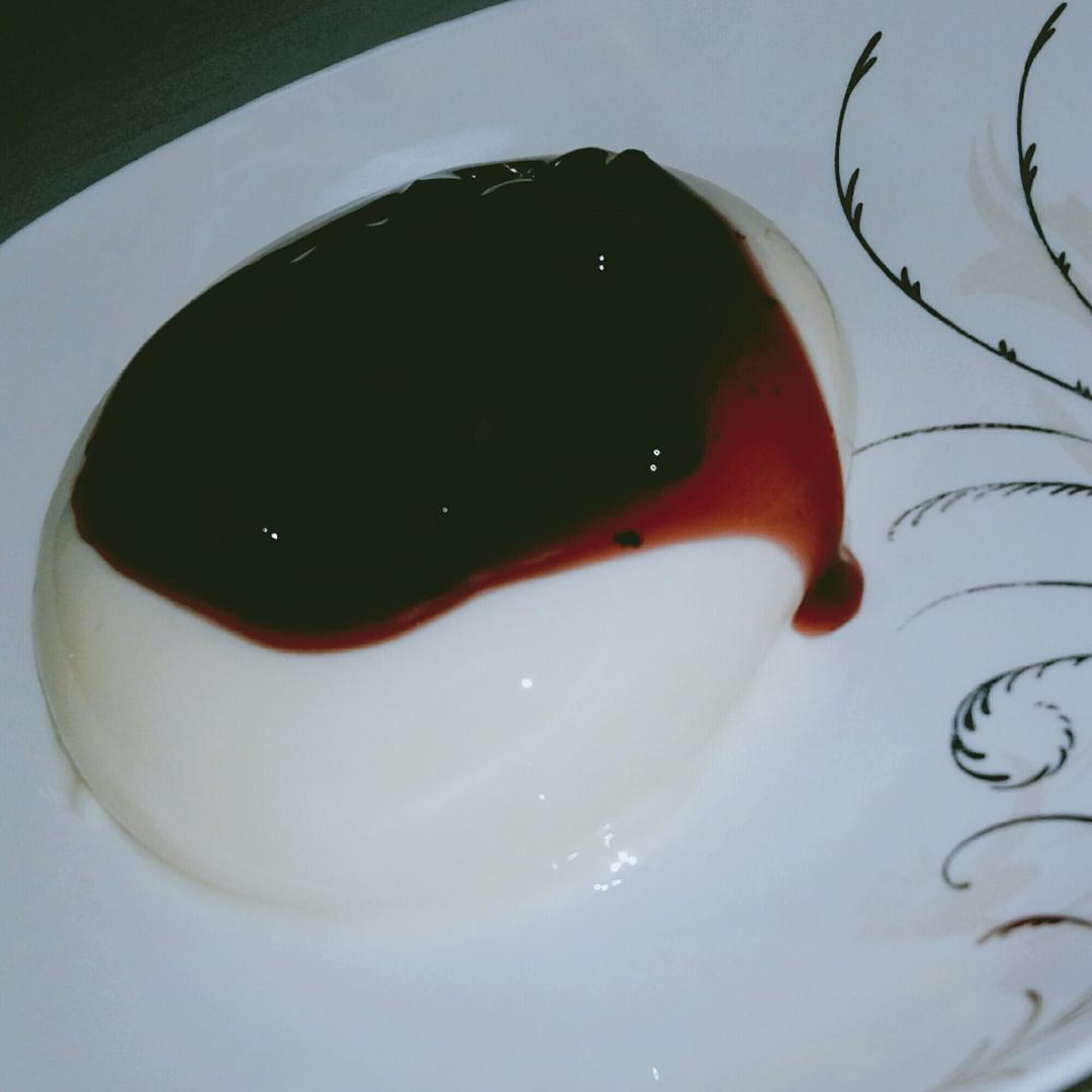 蓝莓奶冻