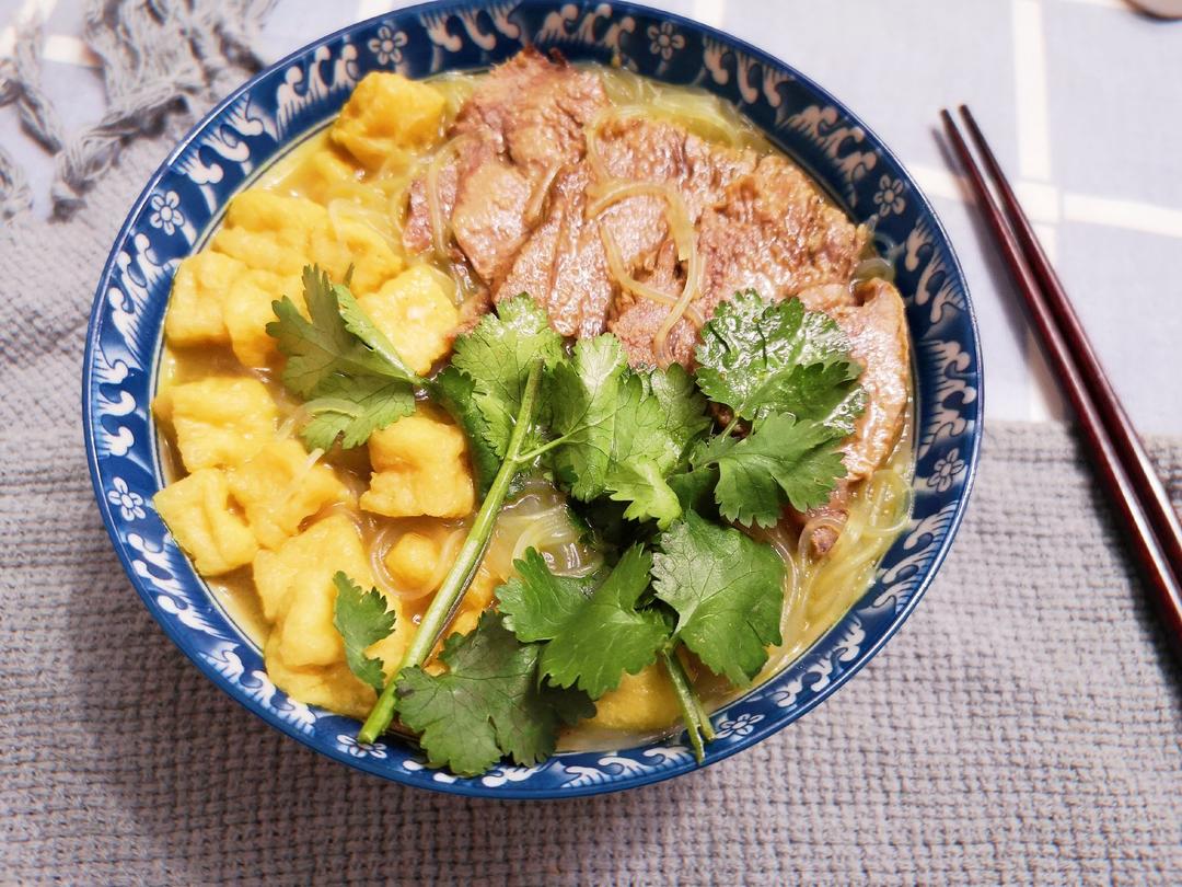 咖喱牛肉粉丝汤