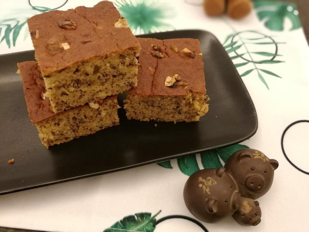 香蕉核桃蛋糕（低油少糖健康版）