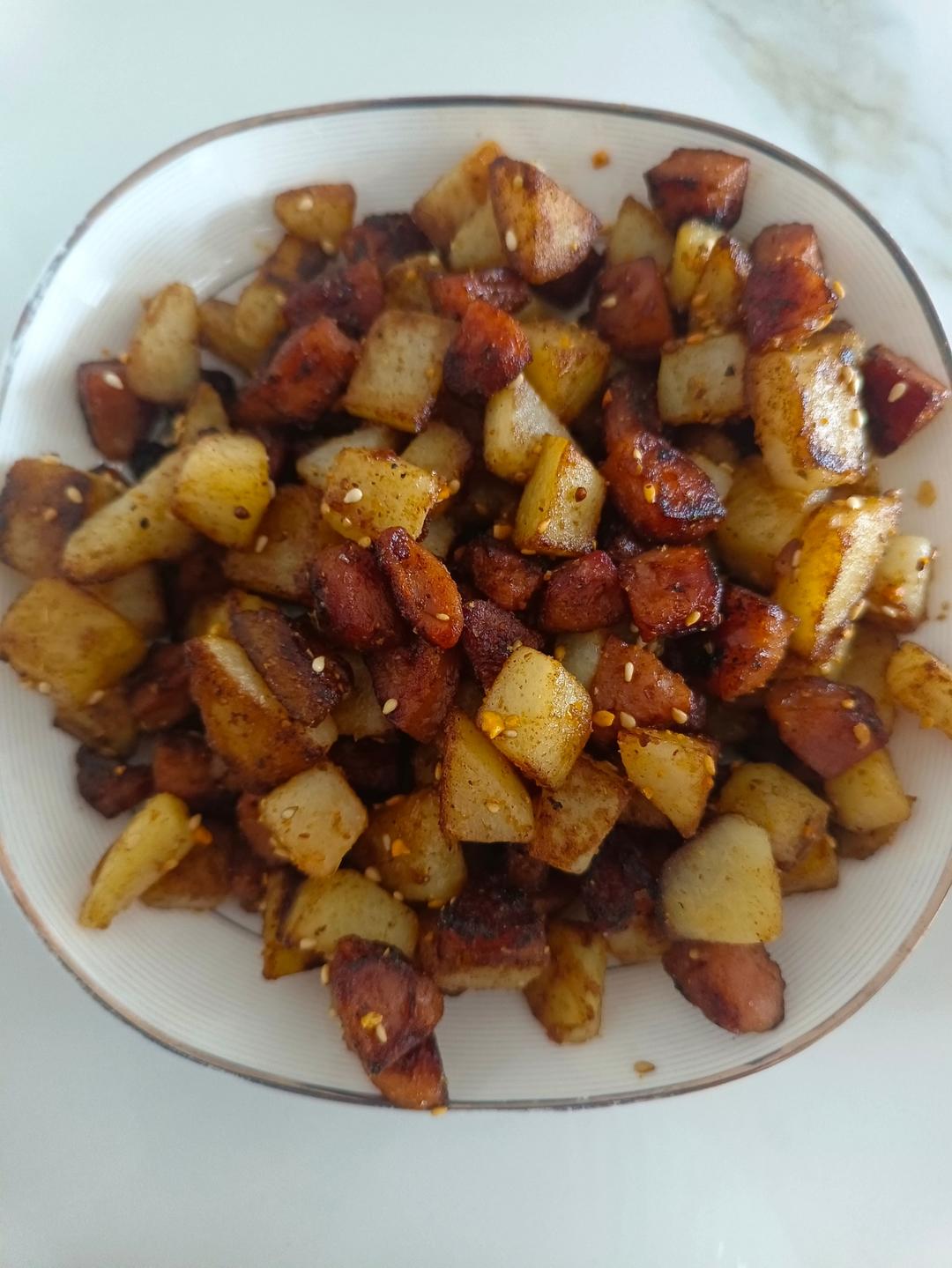 烧烤风味的土豆小香肠