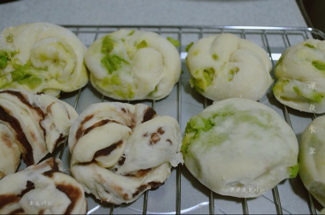 豆沙卷面包