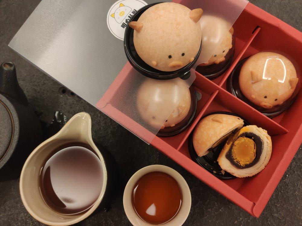 小猪蛋黄酥
