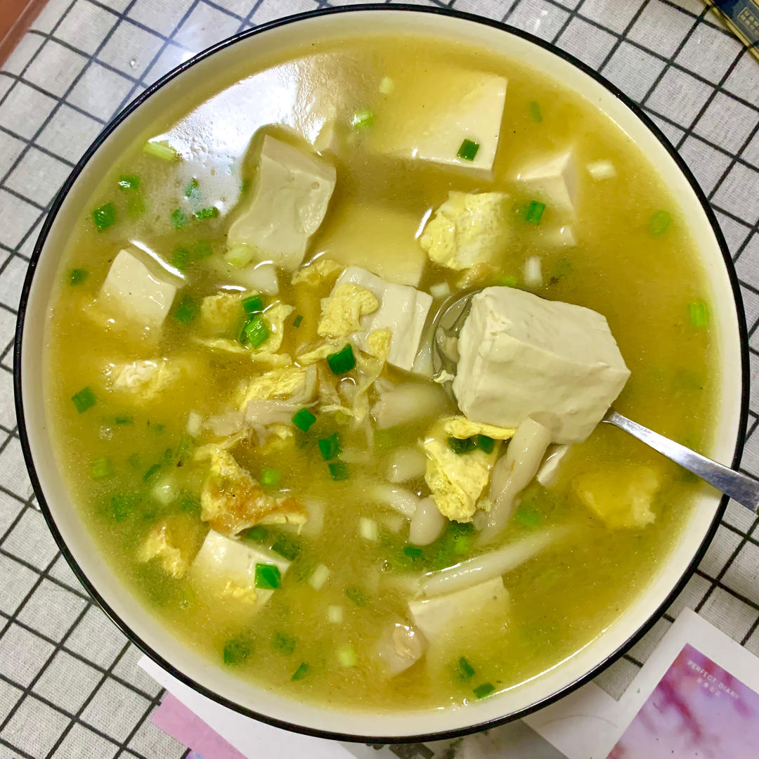 鲜美豆腐汤的简单做法