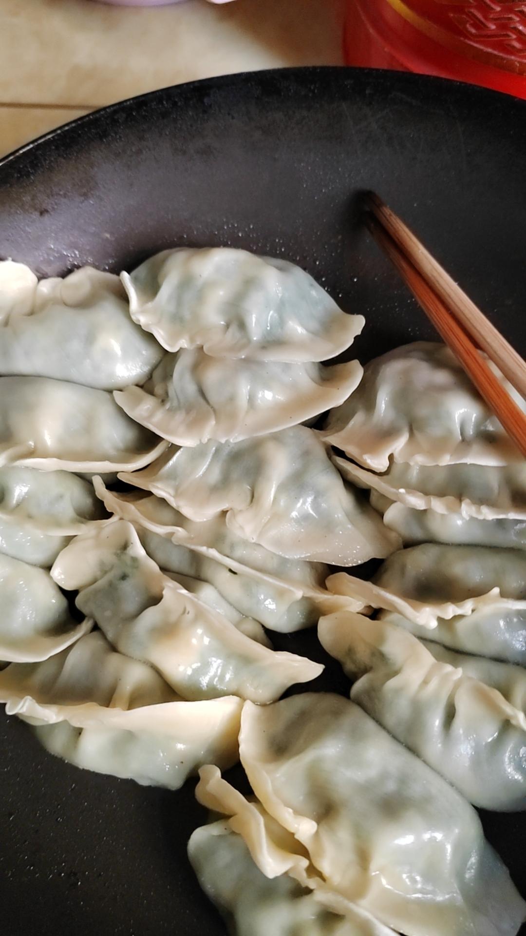 不出水的韭菜鸡蛋饺子馅