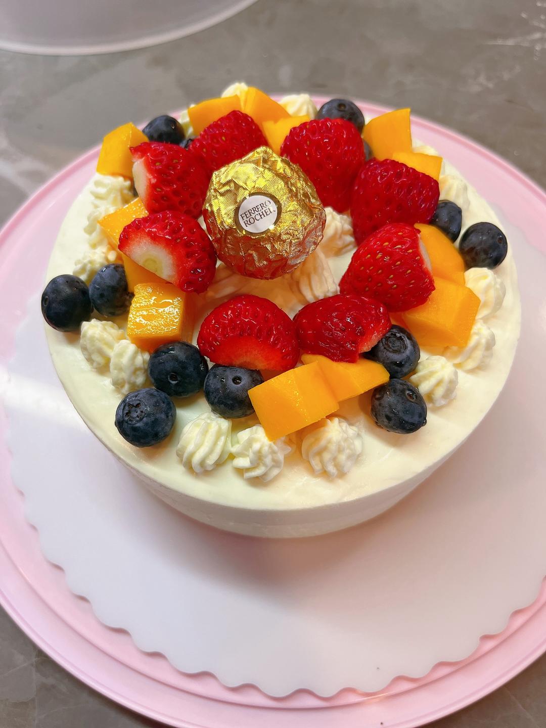 8寸牛奶芝士慕斯蛋糕