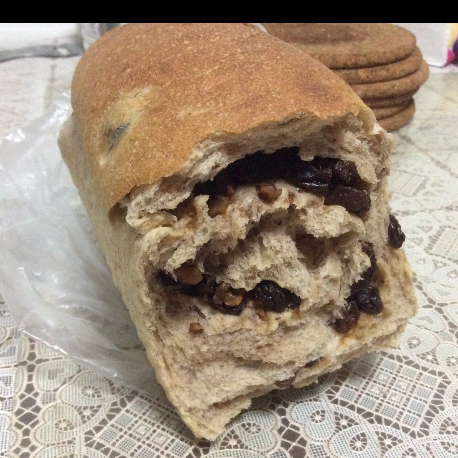 肉桂葡萄干核桃吐司