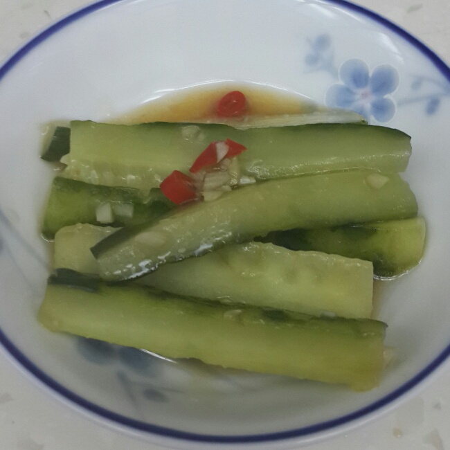 凉拌黄瓜
