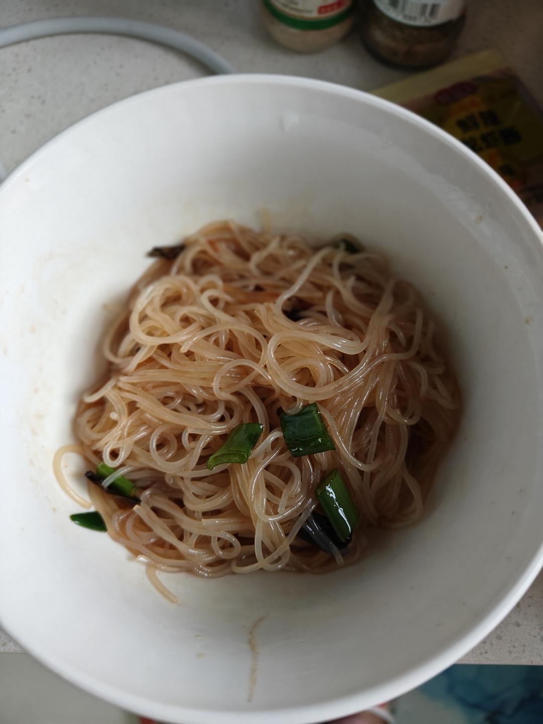 葱油拌面【向往的生活】（快手美味）