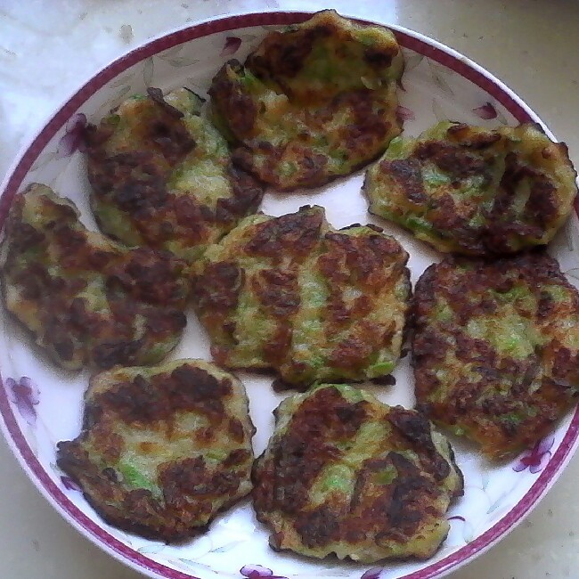 蒜香虾饼&腊肠薯泥